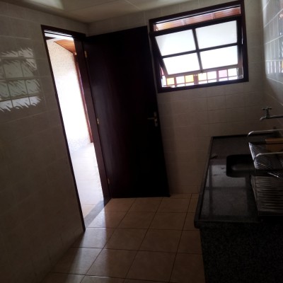 Excelente casa duplex próximo a lagoa centro comercial e mar