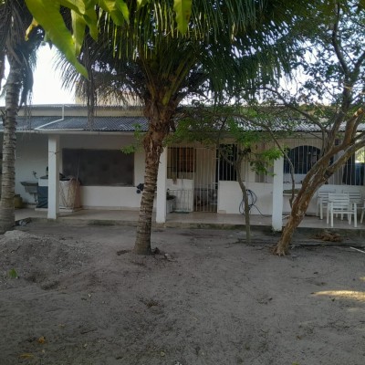 Modesta casa em novo arraial proximo a entrada do paraíso da Praia Ponta da Alcaira
